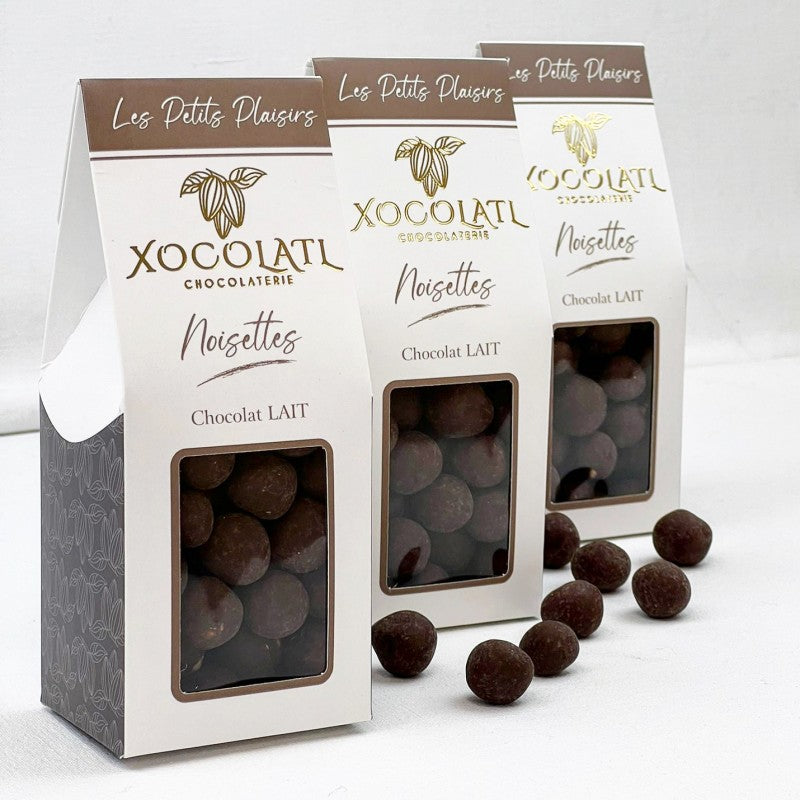 Noisettes enrobées de chocolat au lait